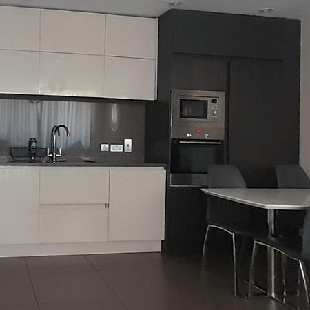 Titanic Quarter Apartment Belfast Bagian luar foto