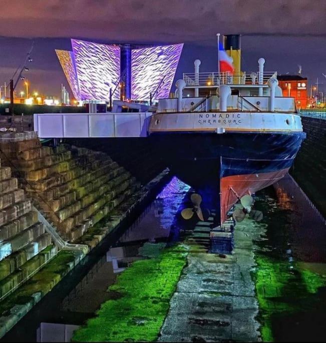 Titanic Quarter Apartment Belfast Bagian luar foto